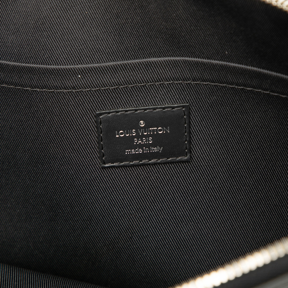 Pre-Loved Louis Vuitton Damier Graphite Pochette Jour GM - Picture 5 of 7